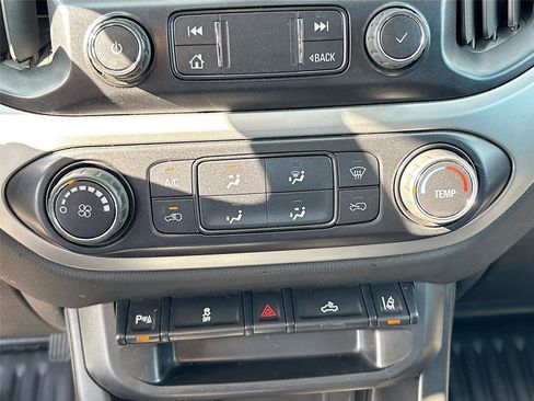 Used 2022 Chevrolet Colorado LT w/ Fleet Safety Package RWD image 15