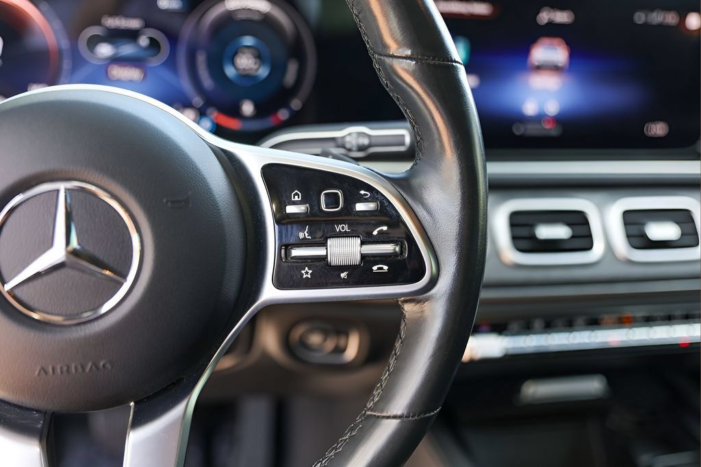 Used 2022 Mercedes-Benz GLE 350 4MATIC image 13