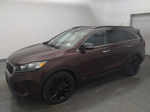 Used 2019 Kia Sorento S AWD/4WD image 2