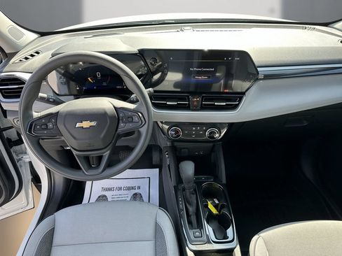 Used 2026 Chevrolet TrailBlazer LT FWD image 18