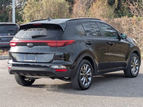 Used 2022 Kia Sportage Nightfall Edition w/ Nightfall Fwd Premium Package image 5