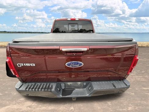 Used 2015 Ford F150 Lariat w/ Equipment Group 502A Luxury AWD/4WD image 8