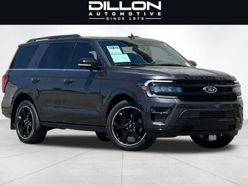 Used 2023 Ford Expedition Limited AWD/4WD image 1