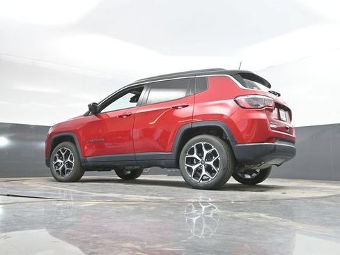 Used 2025 Jeep Compass Limited AWD/4WD image 51