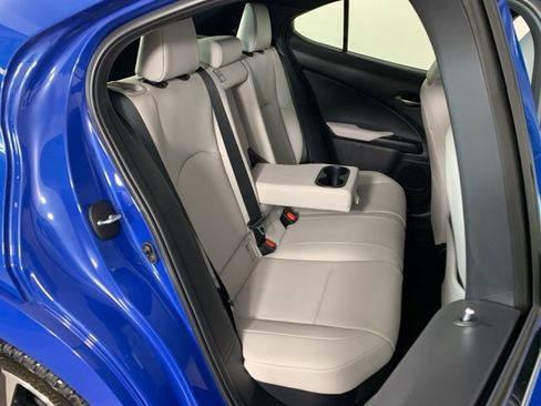 Used 2023 Lexus UX 250h AWD w/ Premium Package image 36