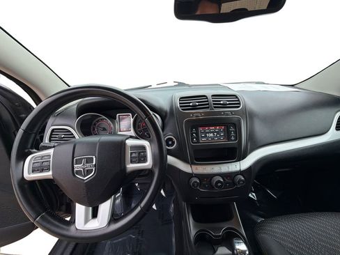 Used 2017 Dodge Journey SE w/ Flexible Seating Group FWD image 21