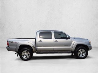 Used 2015 Toyota Tacoma PreRunner w/ TRD Sport Package RWD video 3