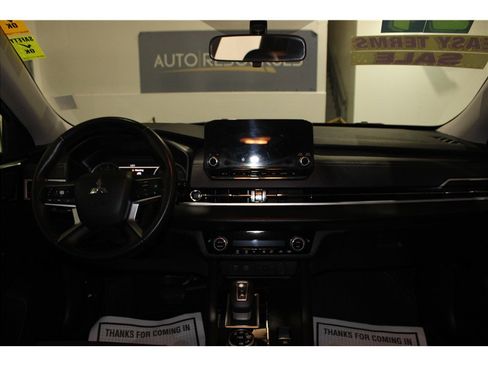 Used 2024 Mitsubishi Outlander Ralliart image 15
