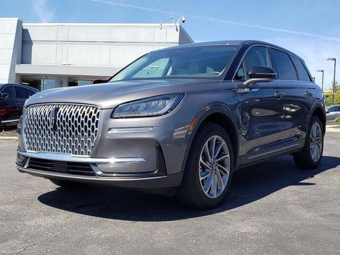 Used 2023 Lincoln Corsair AWD w/ Equipment Group 101A image 4