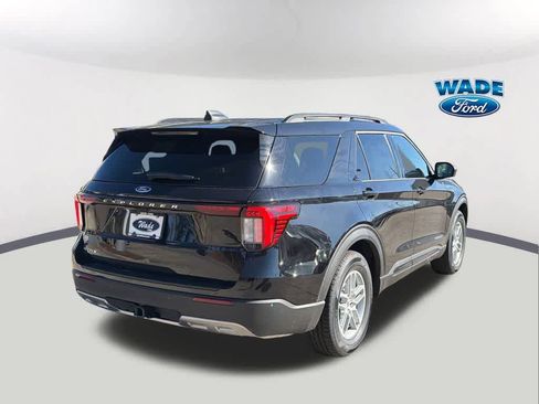 New 2026 Ford Explorer Active w/ Active Comfort Package image 5