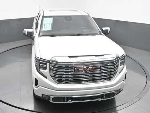 Used 2022 GMC Sierra 1500 Denali w/ Denali Reserve Package image 45