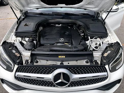 Used 2021 Mercedes-Benz GLC 300 4MATIC image 12
