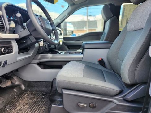 New 2026 Ford F450 XLT image 17