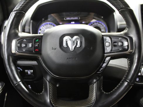 Used 2020 RAM 1500 Limited w/ Black Appearance Package image 9