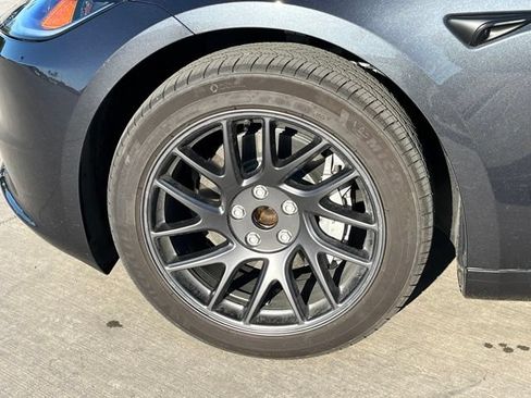 Used 2025 Tesla Model 3 Long Range RWD image 4
