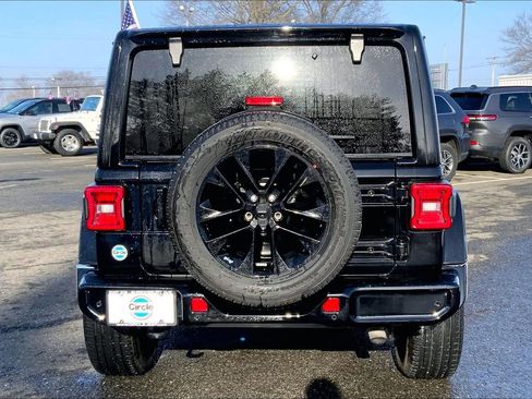 Certified 2023 Jeep Wrangler Altitude image 4