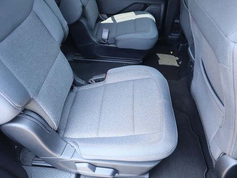New 2026 Ford Explorer Active RWD image 13