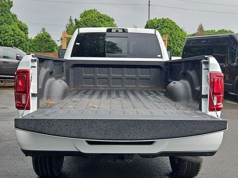 New 2026 RAM 2500 Laramie w/ Night Edition AWD/4WD image 10
