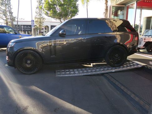 Used 2023 Land Rover Range Rover Autobiography image 26