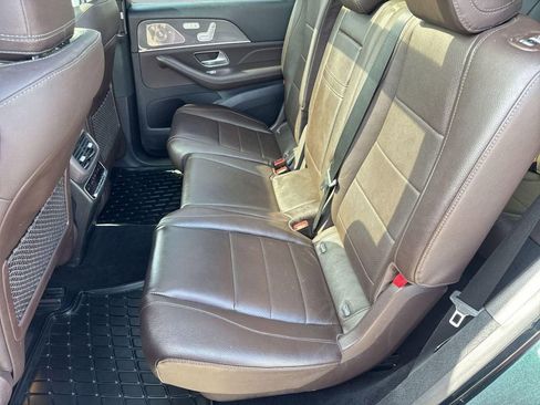 Used 2023 Mercedes-Benz GLS 450 4MATIC w/ AMG Line Exterior image 36