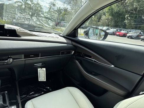 New 2024 MAZDA CX-30 2.5 Turbo w/ Premium Plus Pkg image 16