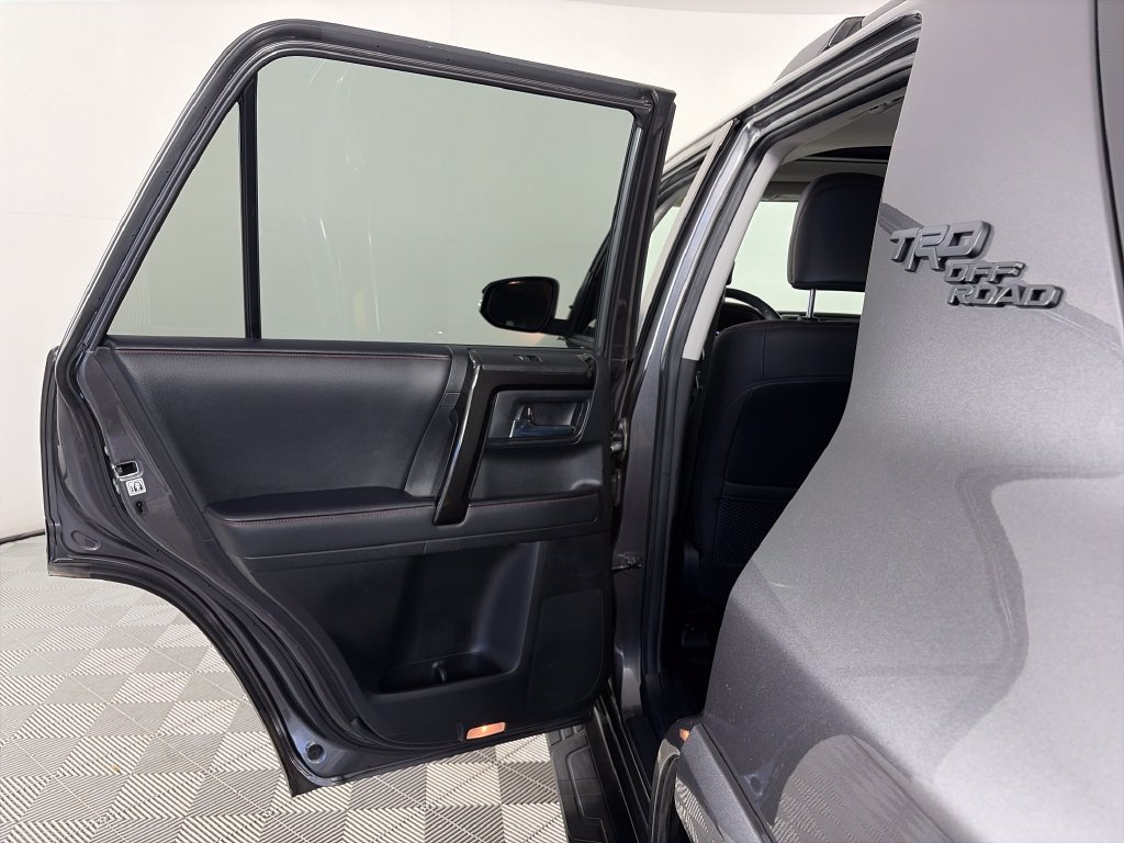 Used 2020 Toyota 4Runner TRD Off-Road Premium w/ Moonroof Package AWD/4WD image 12