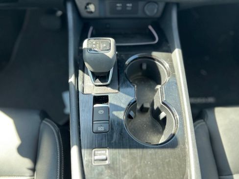 Used 2026 Nissan Rogue SL FWD image 19