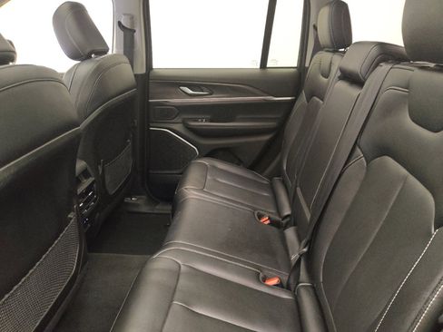 Used 2023 Jeep Grand Cherokee 4WD 4xe image 18