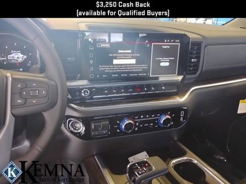 New 2026 GMC Sierra 1500 Elevation w/ Elevation Premium Package image 17