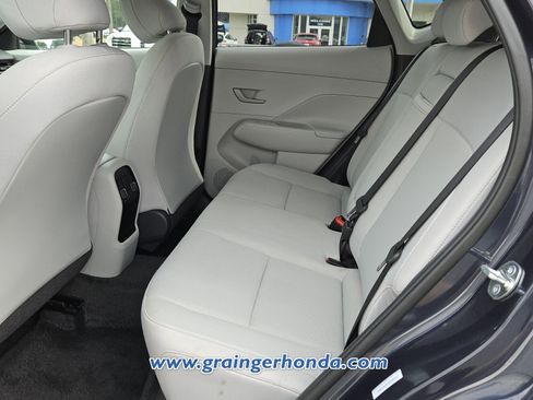 Used 2025 Hyundai Kona SEL image 11