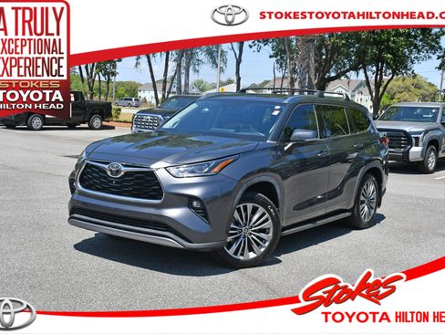 Used 2020 Toyota Highlander Platinum image 1