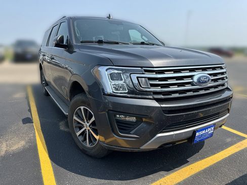 Used 2019 Ford Expedition Max XLT w/ Equipment Group 202A AWD/4WD image 2