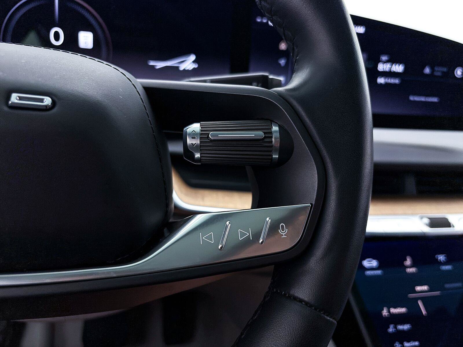Used 2023 Lucid Air Touring AWD/4WD image 33