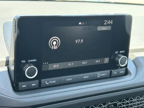 Certified 2023 Honda Accord EX image 18