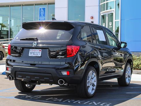 Certified 2025 Honda Passport EX-L image 7
