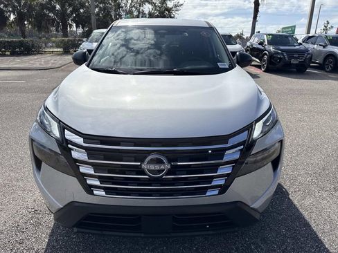 Certified 2025 Nissan Rogue S image 9