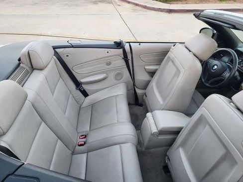 Used 2008 BMW 128i Convertible RWD image 29