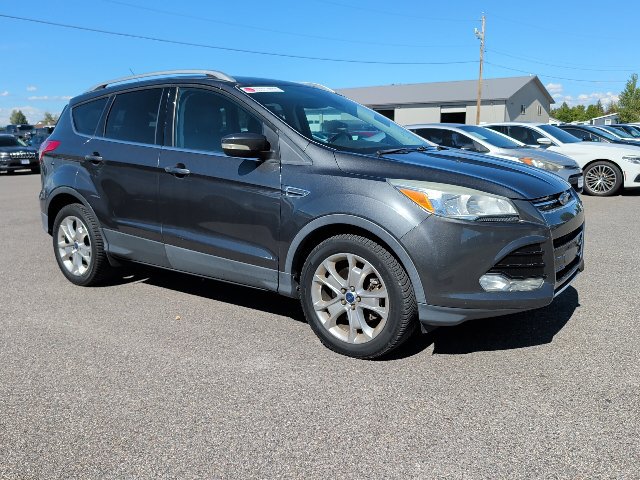Used 2016 Ford Escape Titanium FWD image 2
