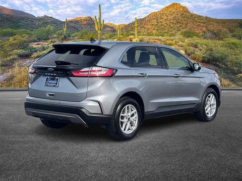 Used 2023 Ford Edge SEL AWD/4WD image 4