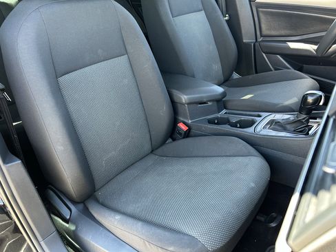 Used 2021 Volkswagen Jetta S w/ Driver Assistance Package image 9