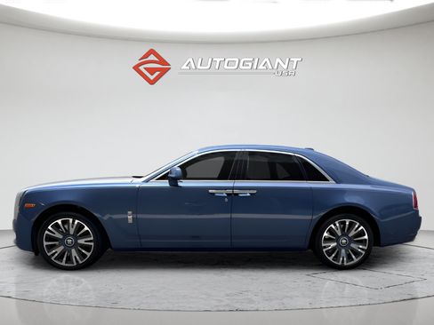 Used 2019 Rolls-Royce Ghost RWD image 3
