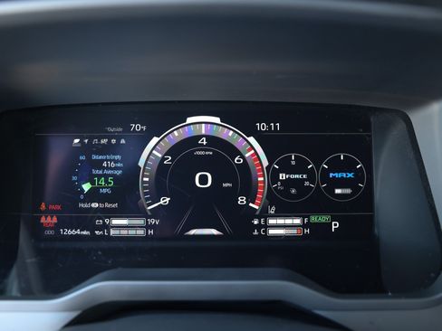 Used 2025 Toyota Tundra Limited image 21