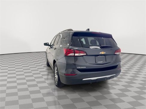 Certified 2022 Chevrolet Equinox LT image 9