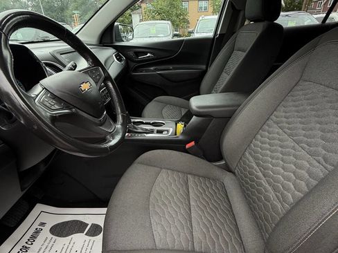 Used 2018 Chevrolet Equinox LT image 17