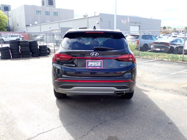 Used 2021 Hyundai Santa Fe SE AWD/4WD image 3
