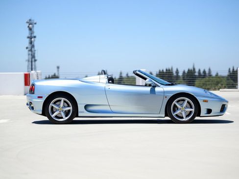 Used 2002 Ferrari 360 Spider RWD image 5