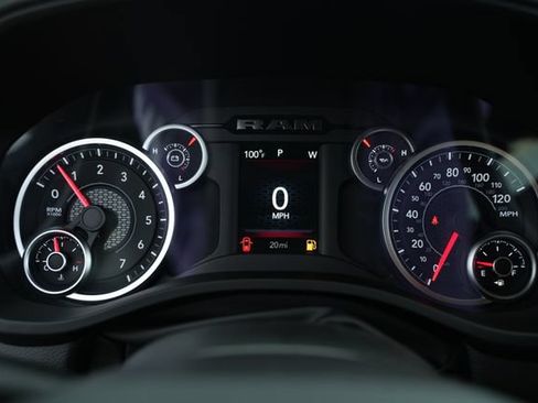 New 2026 RAM 1500 Express AWD/4WD image 27