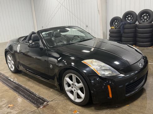 Used 2004 Nissan 350Z Touring image 36