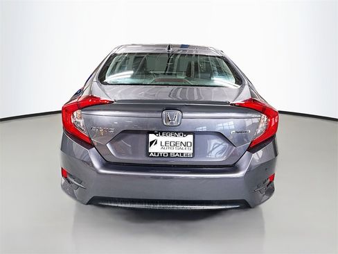 Used 2017 Honda Civic Touring image 8