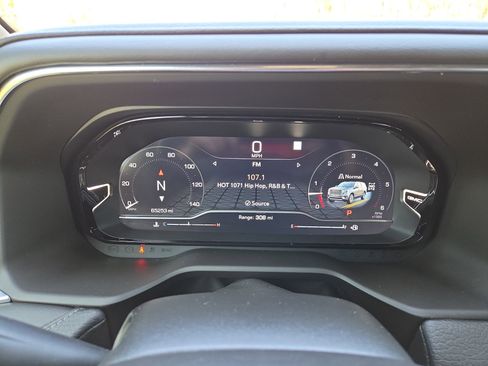 Used 2022 GMC Yukon Denali image 12